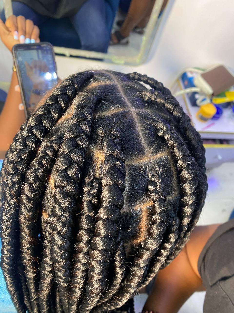 Knotless Jumbo Braids